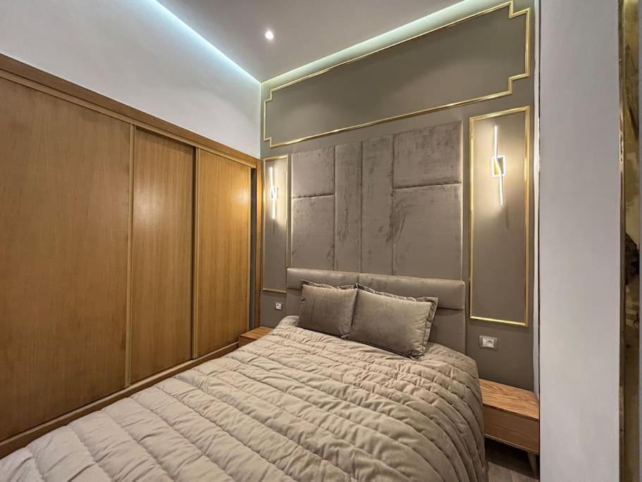 Corniche Casablanca- Luxueuse Gold Star Appartement *